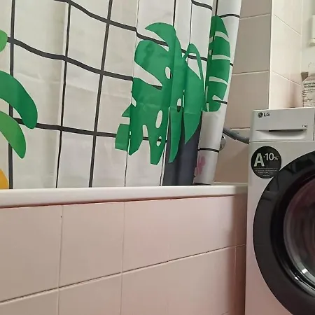 Jolie Chambre Dans Un *