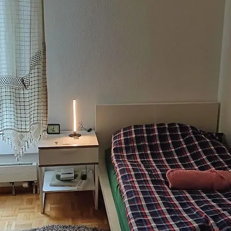 Séjour chez l'habitant Jolie Chambre Dans Un *