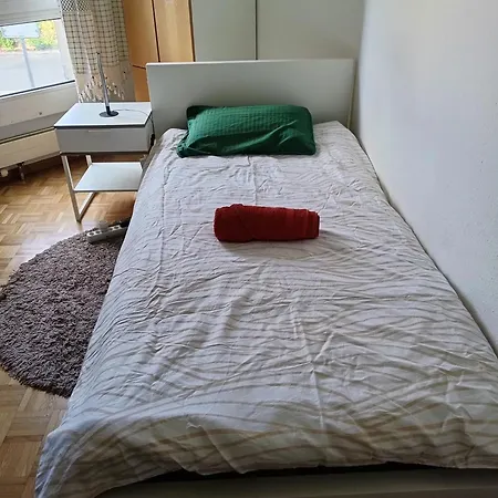 Jolie Chambre Dans Un Séjour chez l'habitant